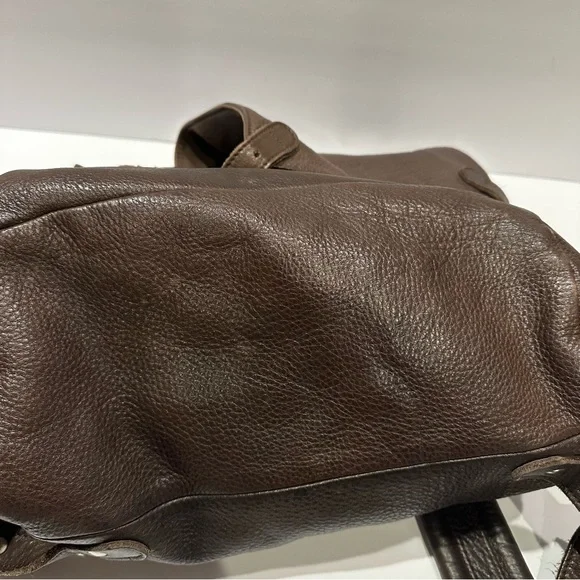 Ellington Vintage Leather Backpack Bucket Bag In Chocolate
